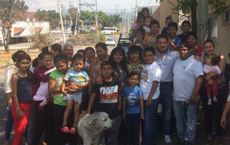 Apoyan vecinos de Ocotepec a Diego Gómez