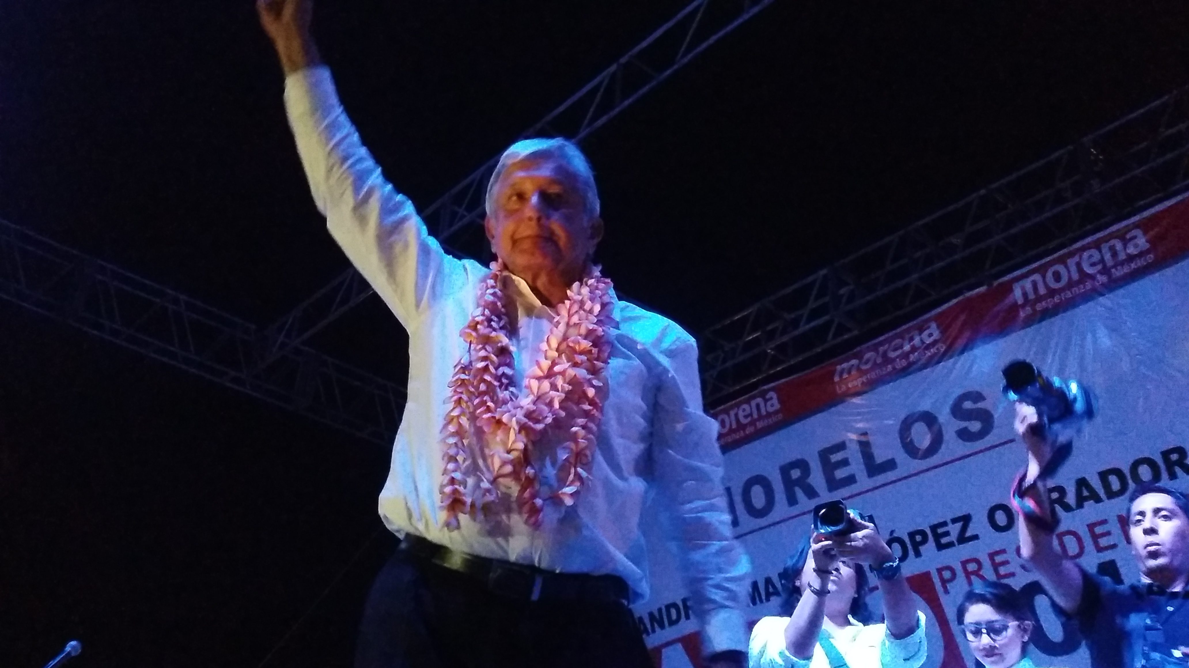 “No voy a mochar manos, pero si voy a realizar un manicure a quienes les crezcan las uñas”, AMLO