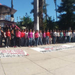 300 estudiantes realizan marcha conmemorando a los normalistas reprimidos de Amilcingo