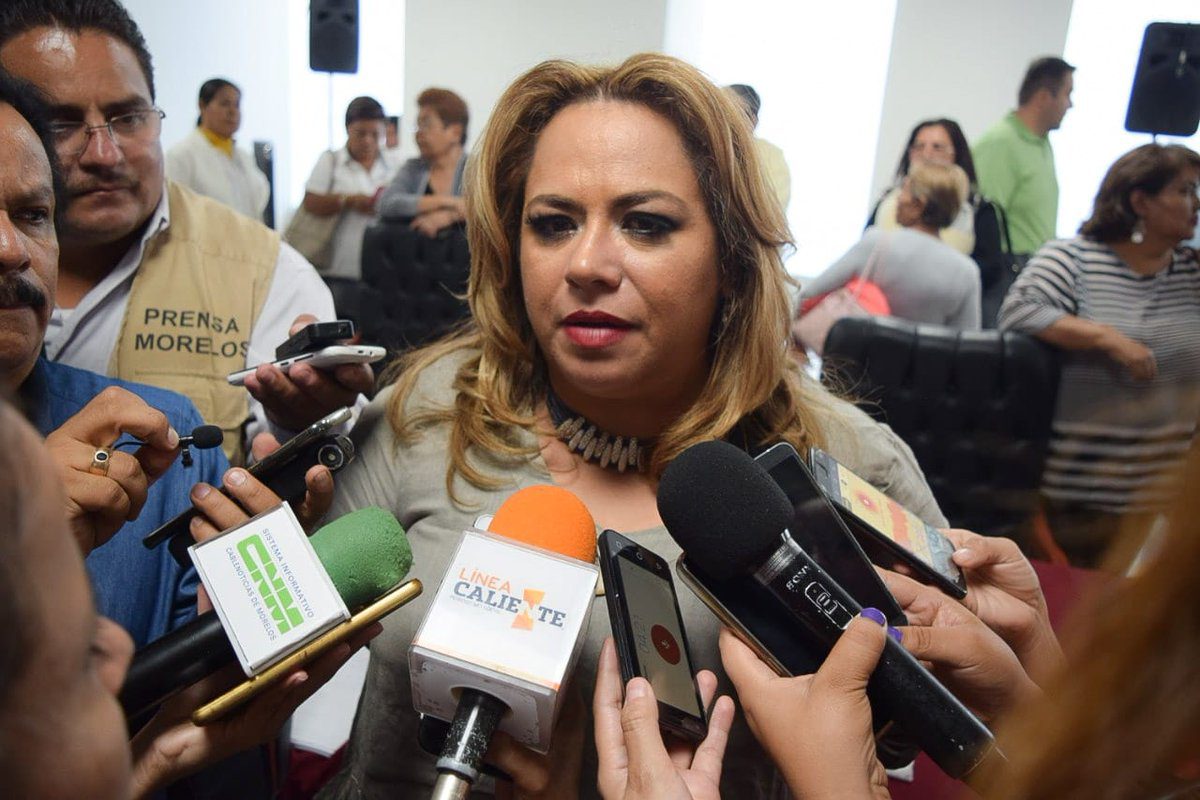Toda la familia de los diputados trabajará en el Congreso
