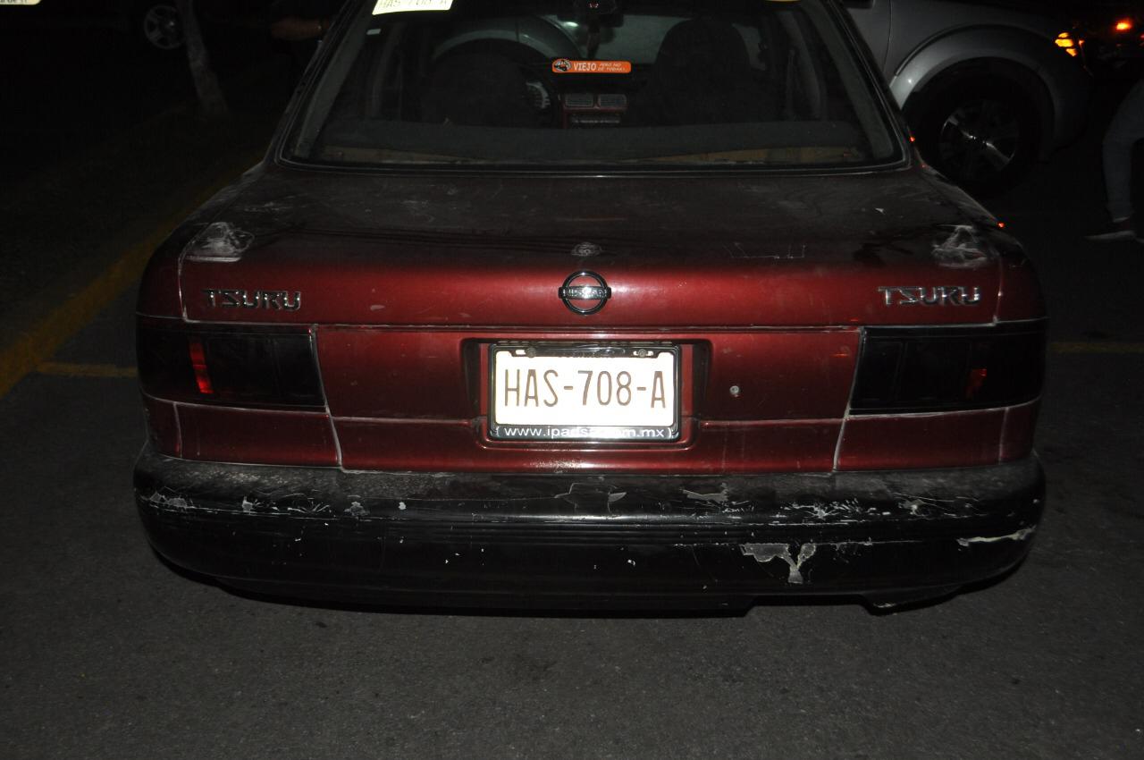 Detienen a 5 presuntos roba autos