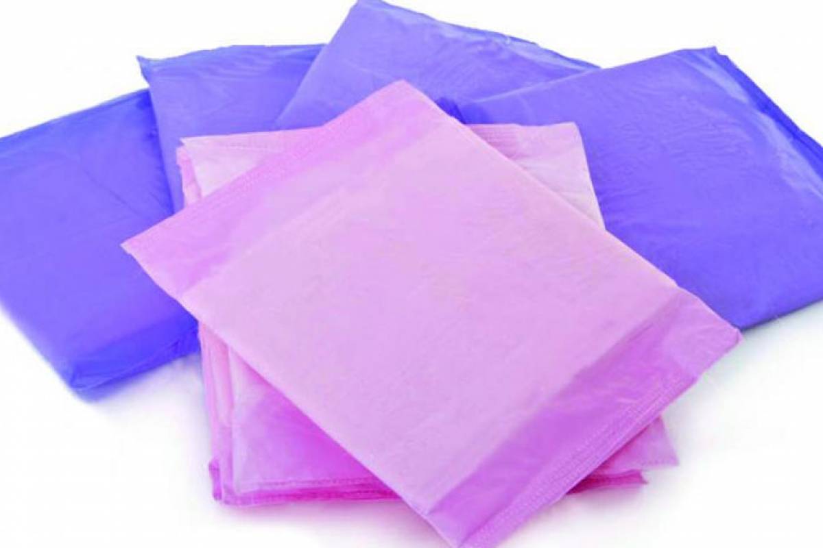Hierven toallas sanitarias para drogarse. Nueva moda entre los jóvenes.