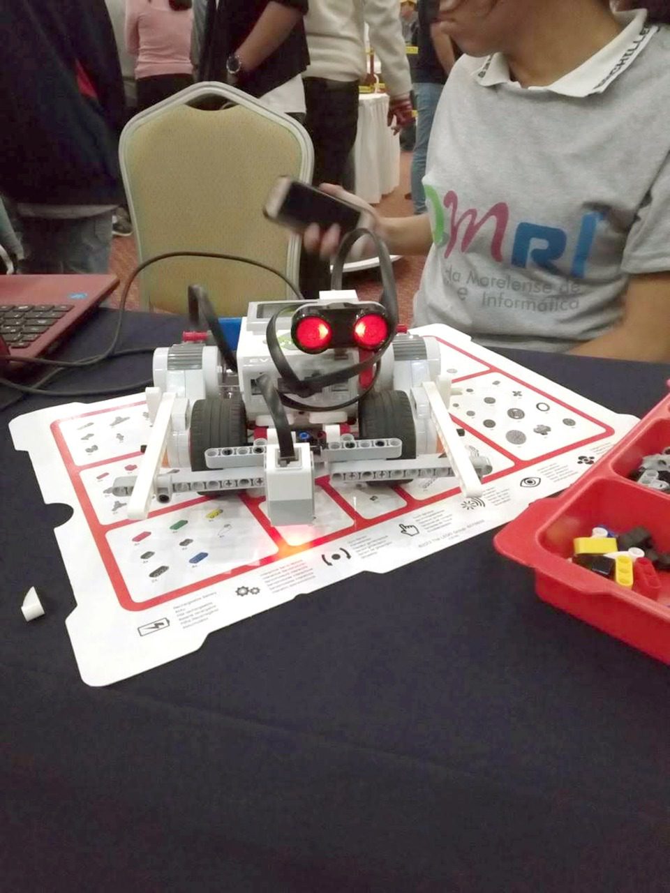 Gana COBAEM tercer lugar en concurso de robótica