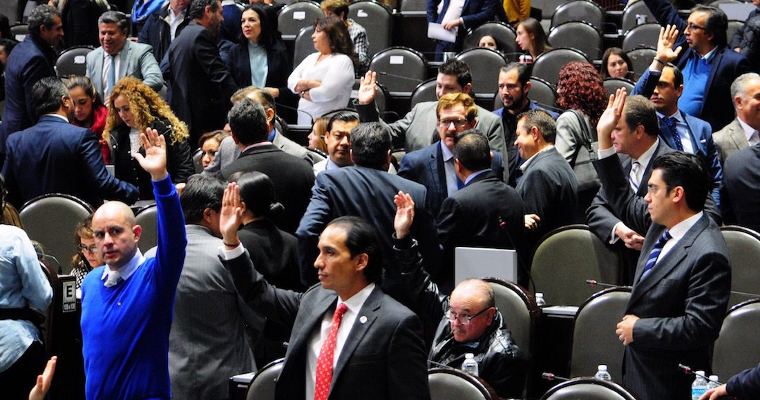 Diputados aprueban confiscar bienes a tratantes de personas, corruptos y huachicoleros