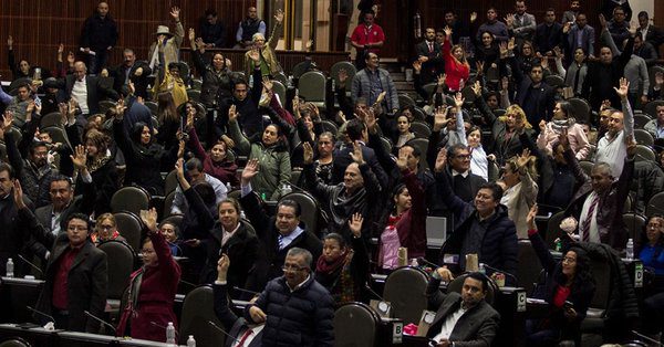 Aprueban primer Presupuesto de AMLO