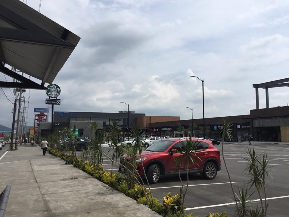 Asaltan negocio de Plaza Cibeles en Jiutepec