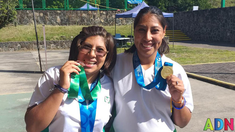 Dayana Itzel y Keyla Rebeca Domínguez Téllez