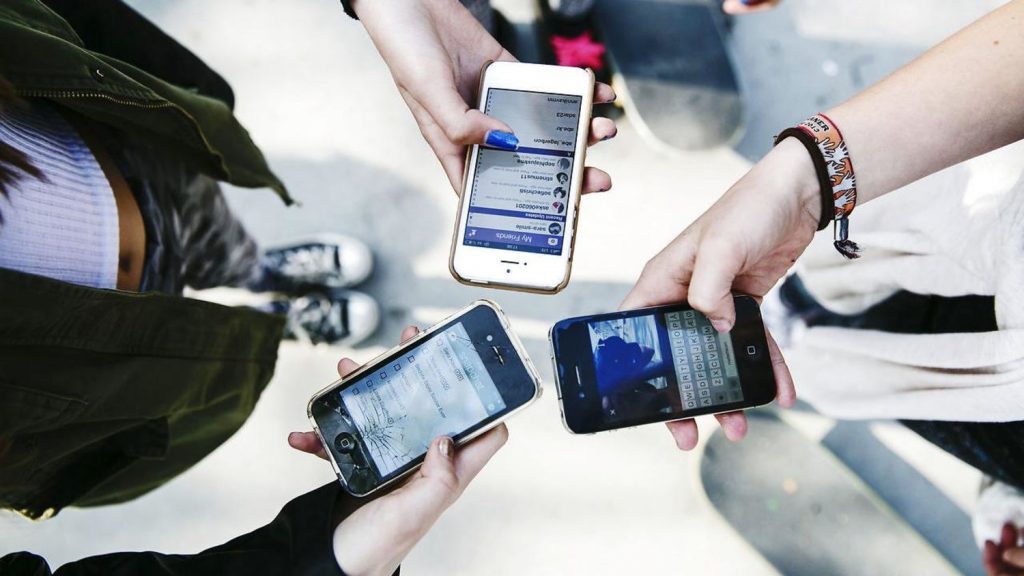 Alertan por “sugar dadys” que citan a adolescentes por redes sociales