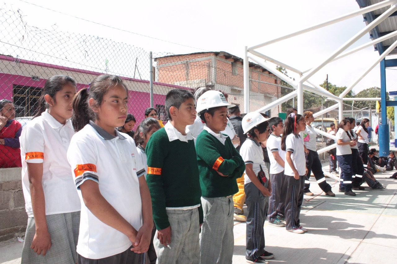 Preparados planteles cercanos al Popocatépetl en caso de evacuar