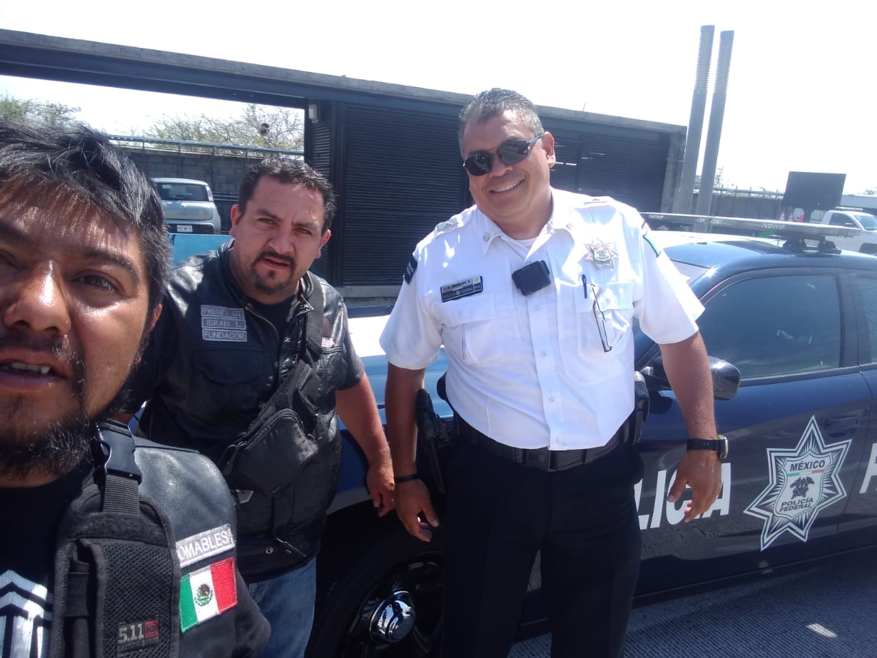 Policía encuentra y devuelve celular a motociclista