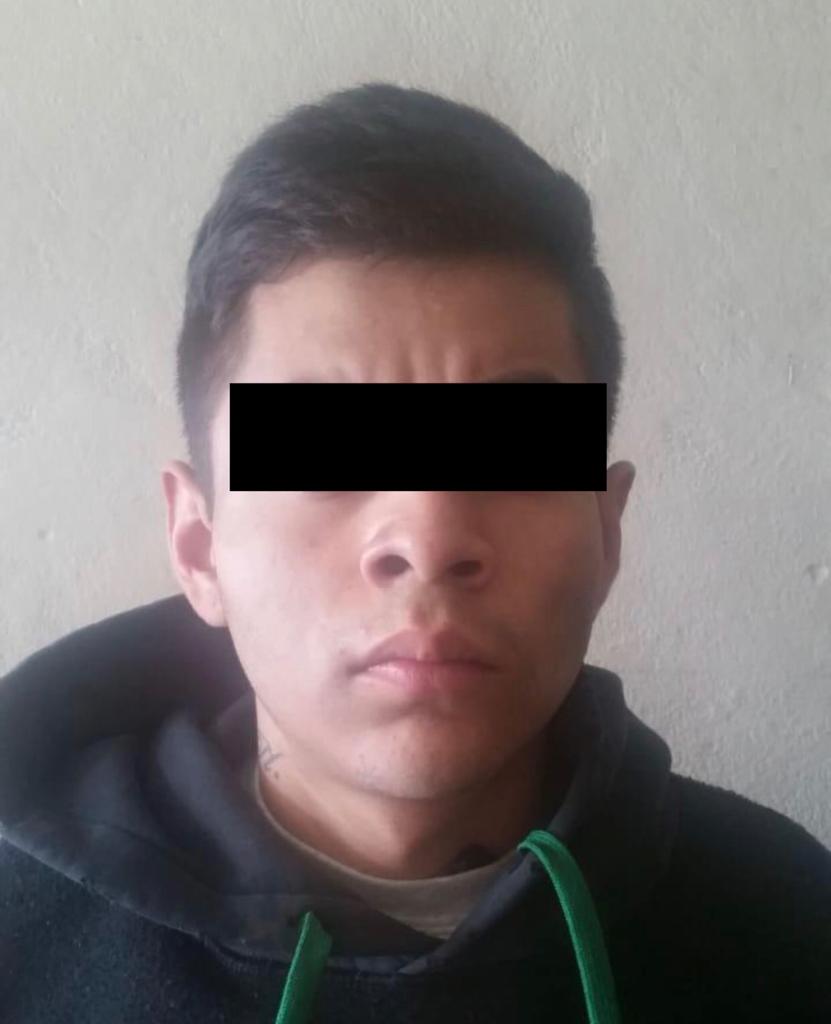 Detienen a 3 por robar tómbola de dinero de Oxxo en Cuernavaca