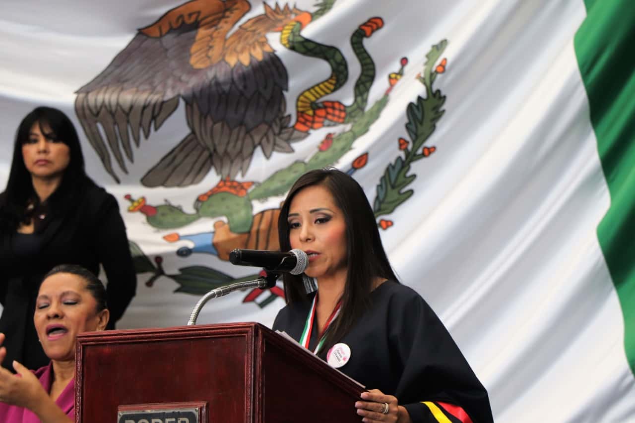 Por ayudar a mujeres morelenses reconocen a Guadalupe Chávez Cardoso