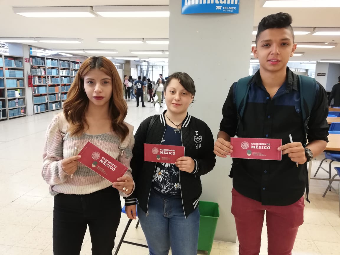 Hay confusión sobre BECAS de AMLO a estudiantes