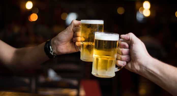 ¡Cerveza baja de precio por vacaciones de Semana Santa!