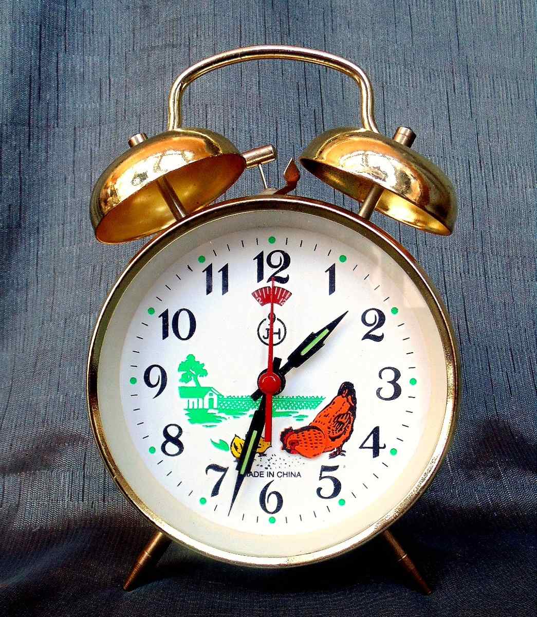 Reloj despertador a cuerda deals