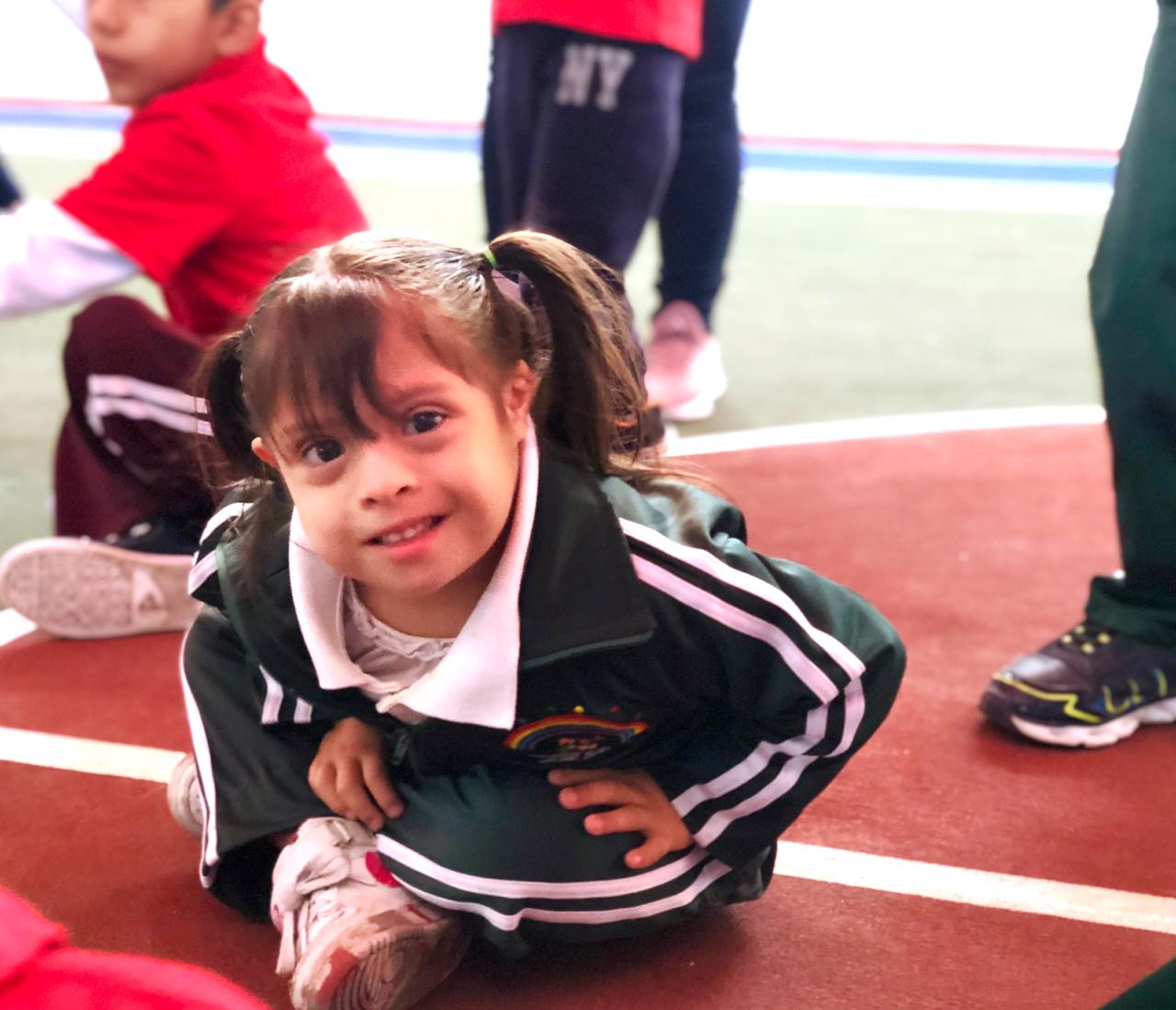 Promueven deportes con alumnos con discapacidad