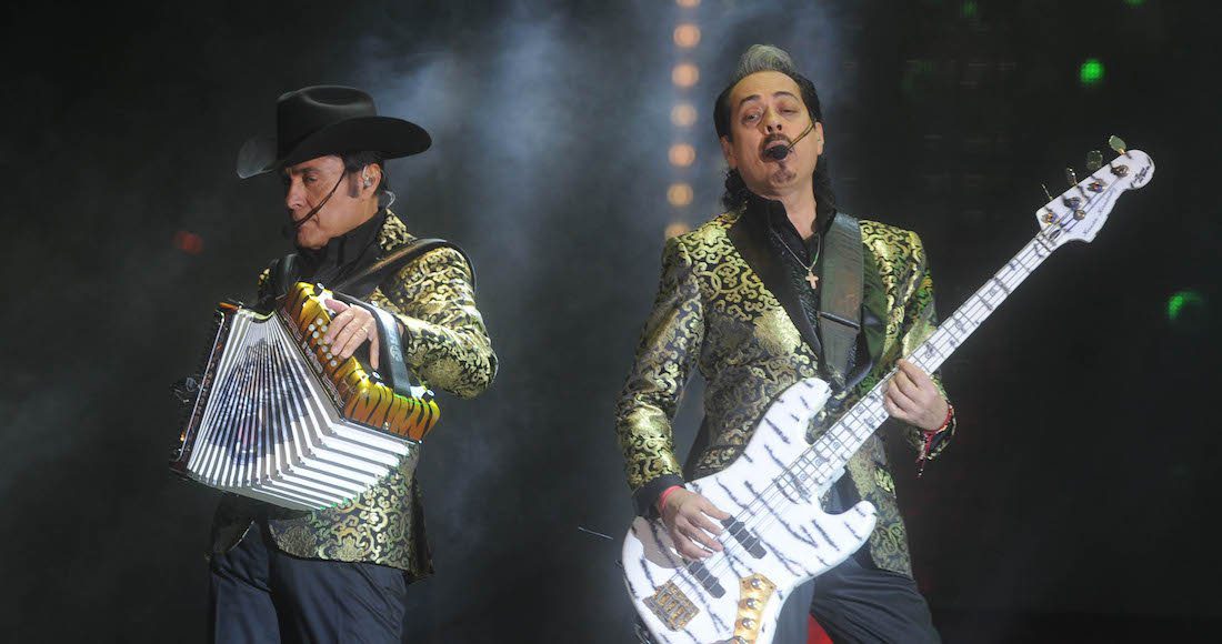 Podrían multar a Los Tigres del Norte por cantar narcocorridos