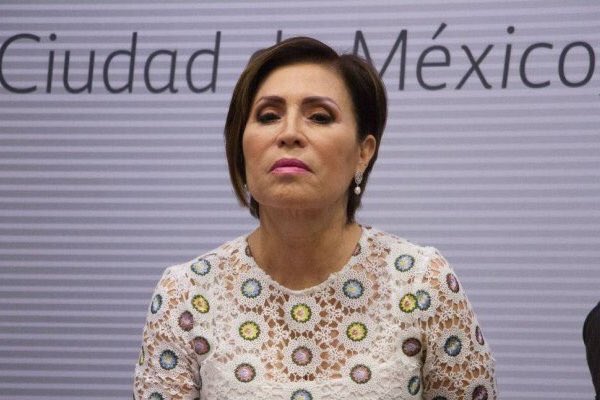Vinculan a proceso a Rosario Robles, permanecerá en prisión