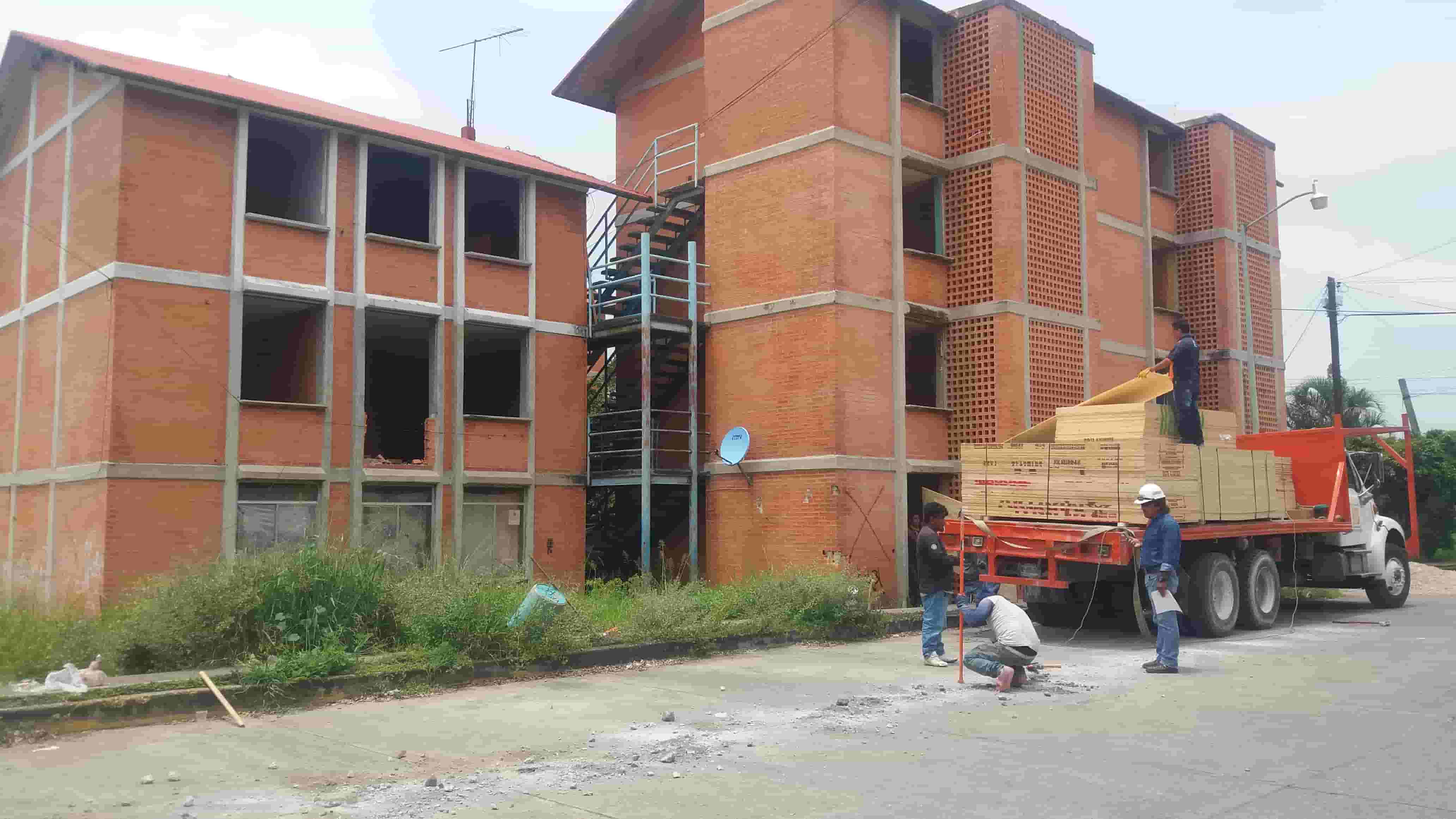 Inician trabajos de reconstrucción en Tetelcingo