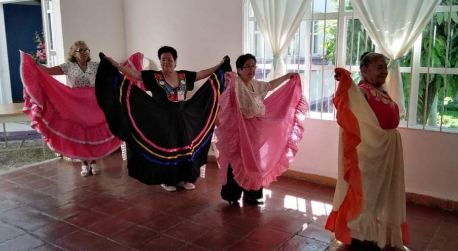 ¿Tienes abuelitos talentosos? inscríbelos en el concurso del DIF