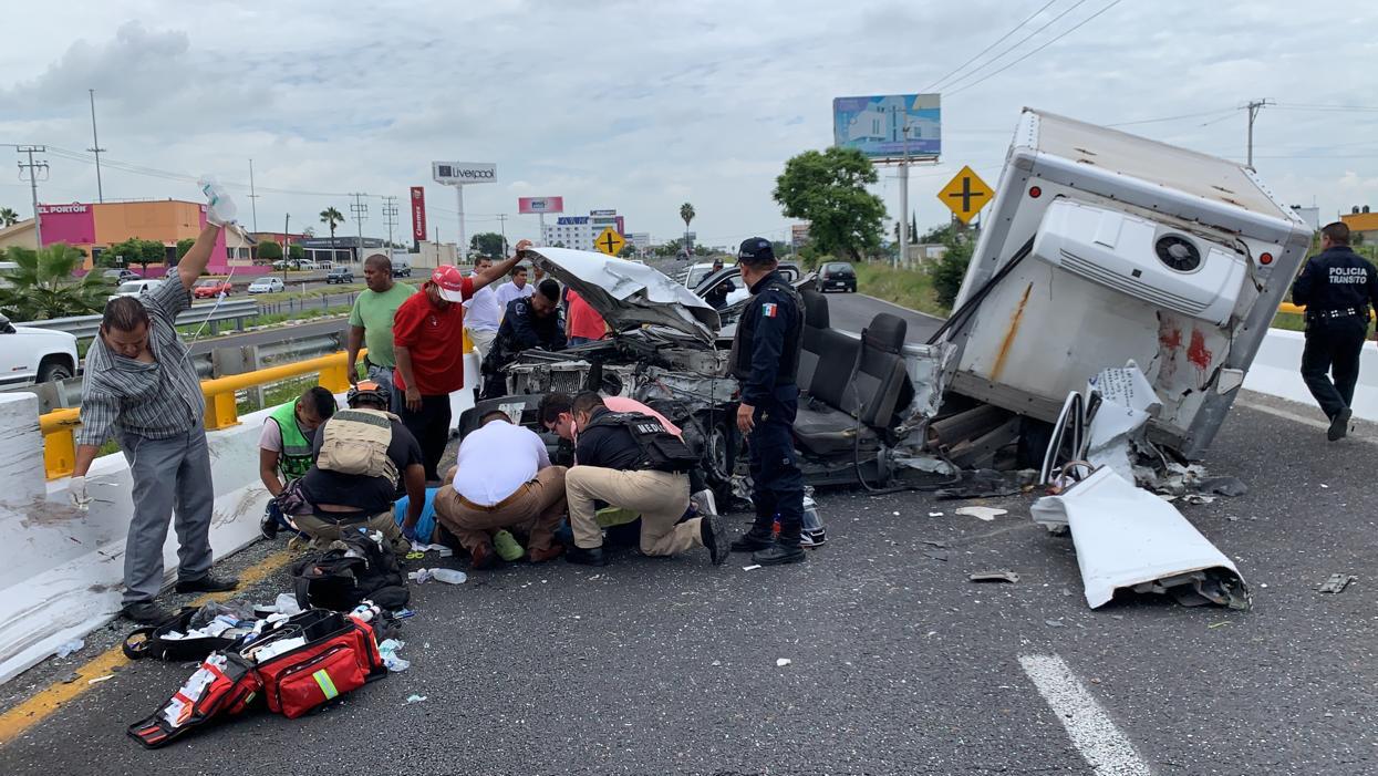 Hombre pierde su brazo en aparatoso accidente vial
