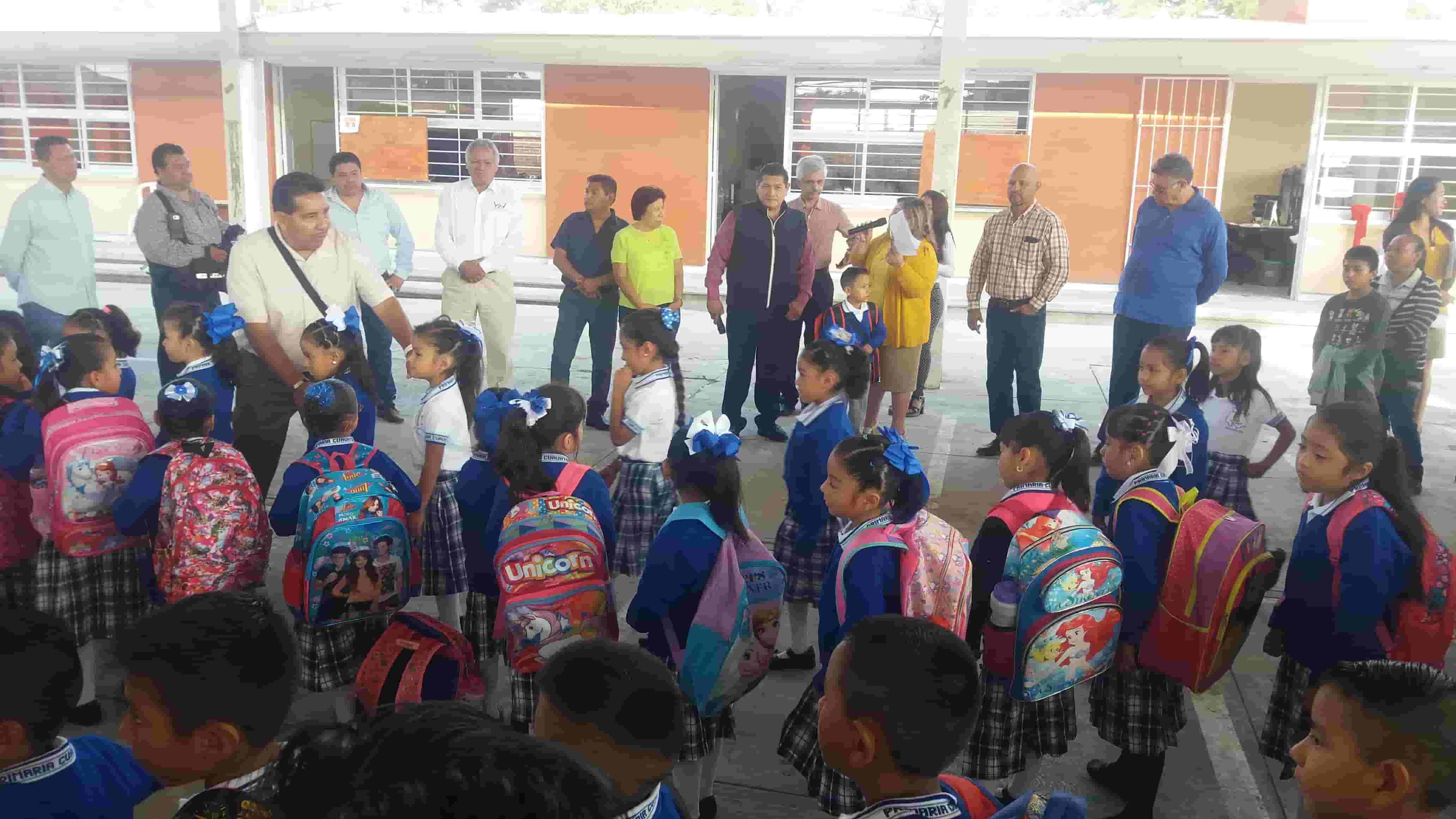 Escuelas de Cuautla piden obras a beneficio de estudiantes