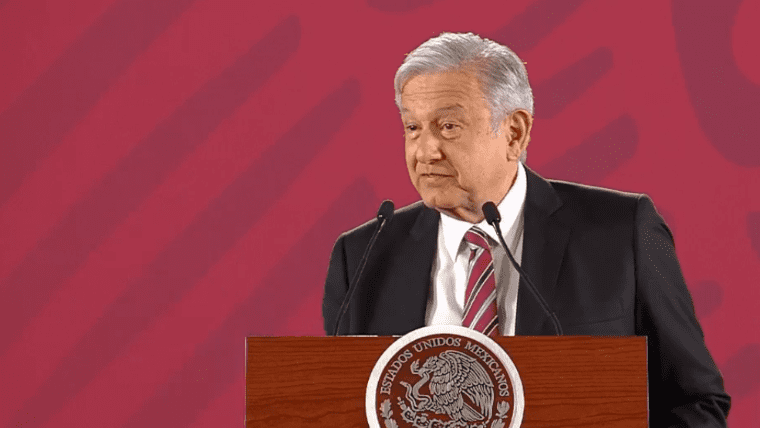 AMLO revela espionaje en su contra; halla cámara en Palacio Nacional