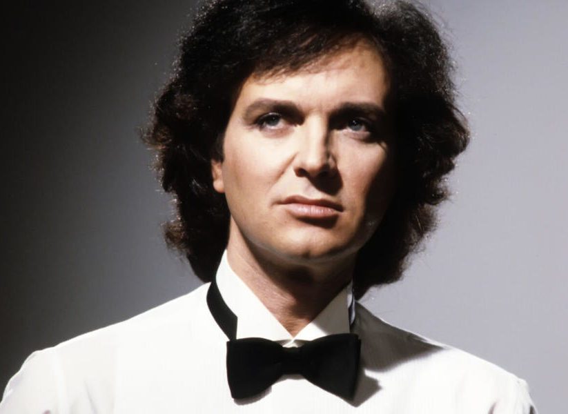 5 canciones de Camilo Sesto que no puedes dejar de escuchar