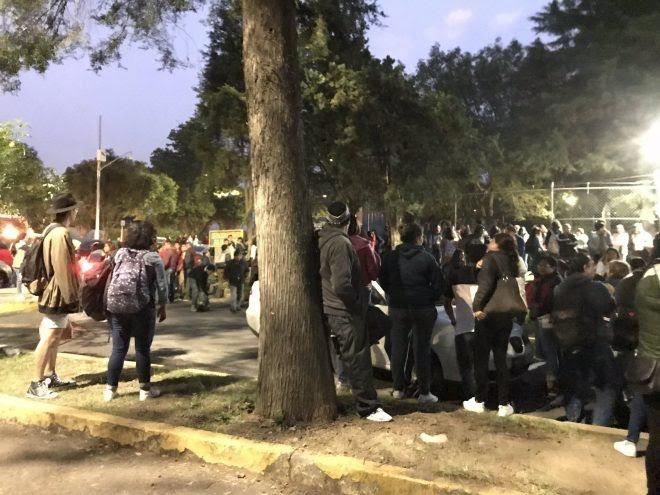 Encapuchados toman la Facultad de Ciencias Políticas en protesta por invitación a Anaya
