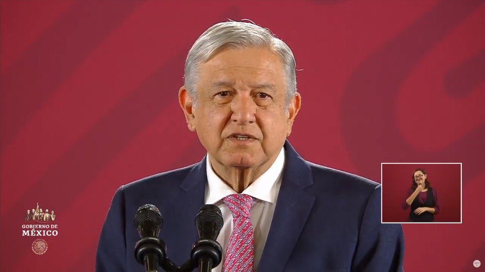 AMLO exhibe gastos de Peña Nieto en gel para el cabello, rastrillos, cortaúñas…
