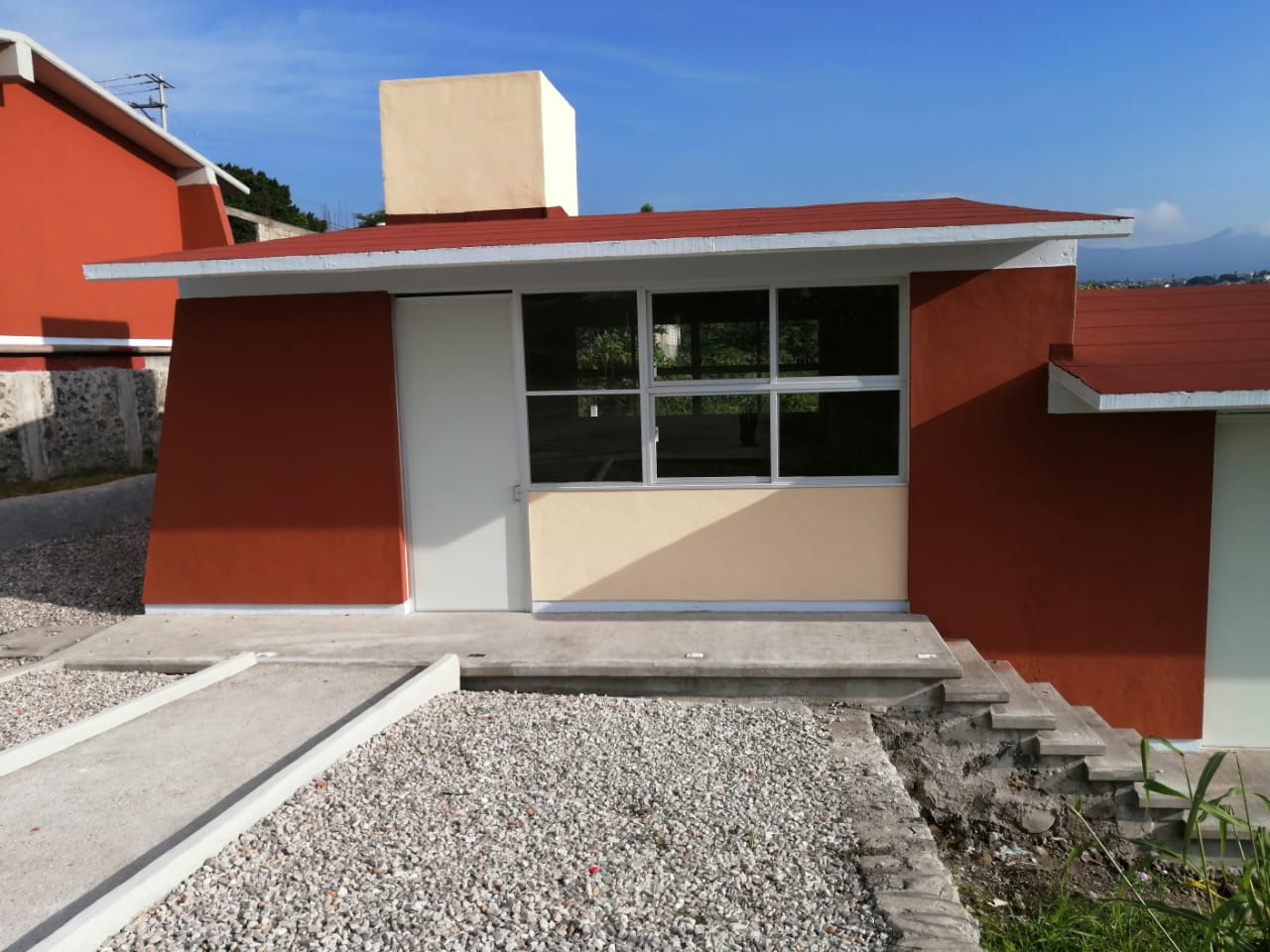 120 escuelas serán remodeladas y ampliadas en Morelos