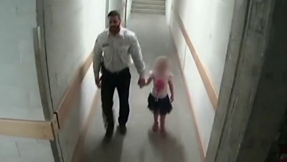 Captan a guardia de seguridad abusando de niña de 3 años
