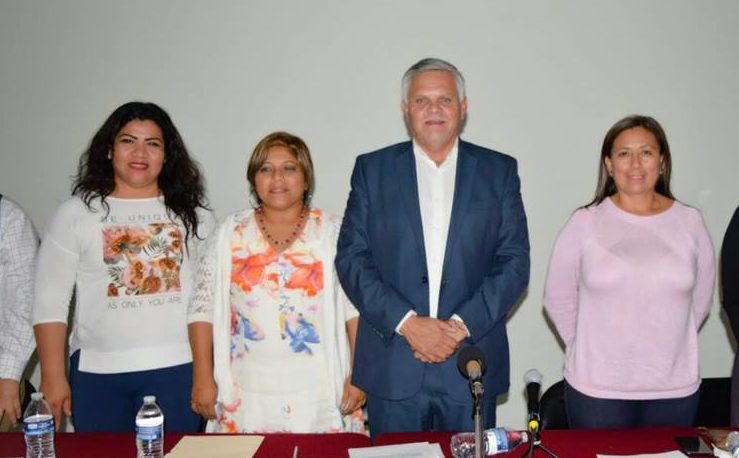 Hay fractura en grupo parlamentario de Morena en Congreso