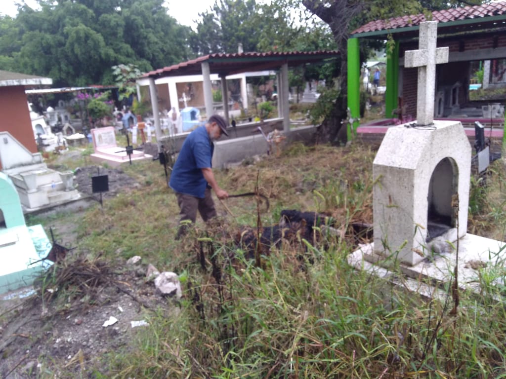Eliminan criaderos de moscos en Ayala para prevenir el dengue