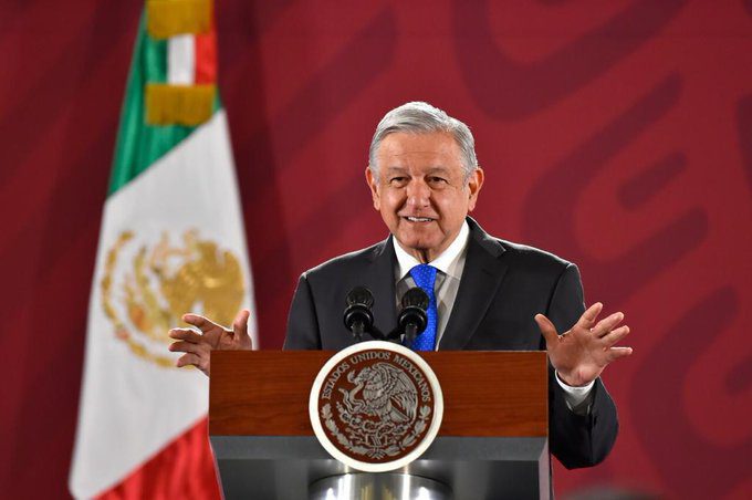AMLO quiere eliminar  exámenes de admisión a universidades