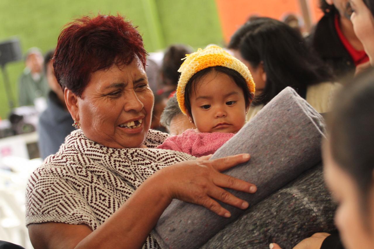 Invitan a DONAR abrigos y cobijas para grupos vulnerables