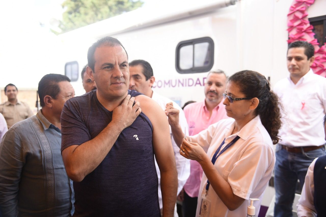 Cuauhtémoc Blanco encabeza vacunación contra INFLUENZA