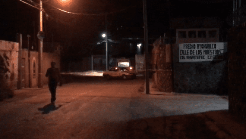 Apuñalan a taxista y abandonan cadáver con mensaje en Cuernavaca