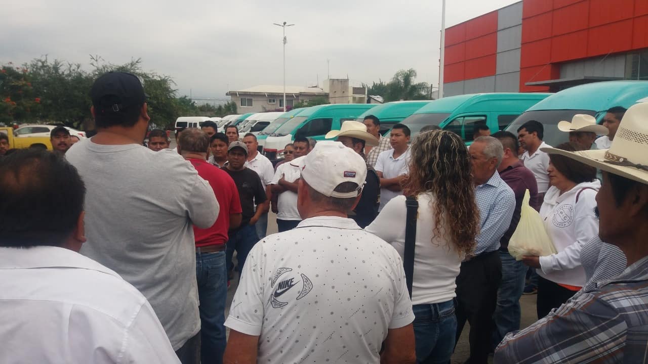 Transportistas protestan