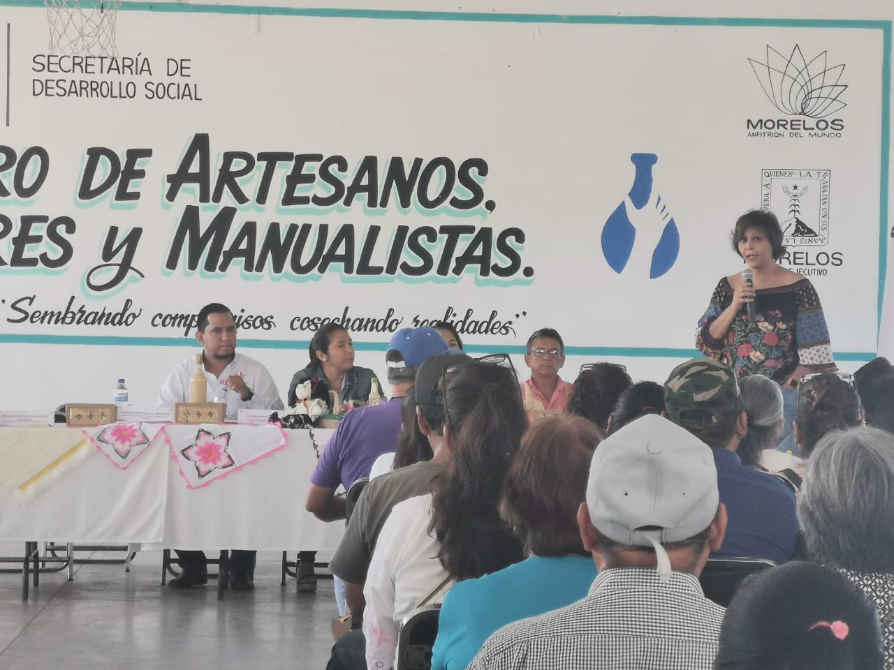 Realizan el encuentro de artesanos y productores de Morelos