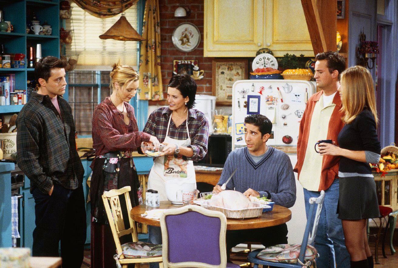 Subastan artículos de ‘FRIENDS’ para recaudar fondo para jóvenes LGBT+
