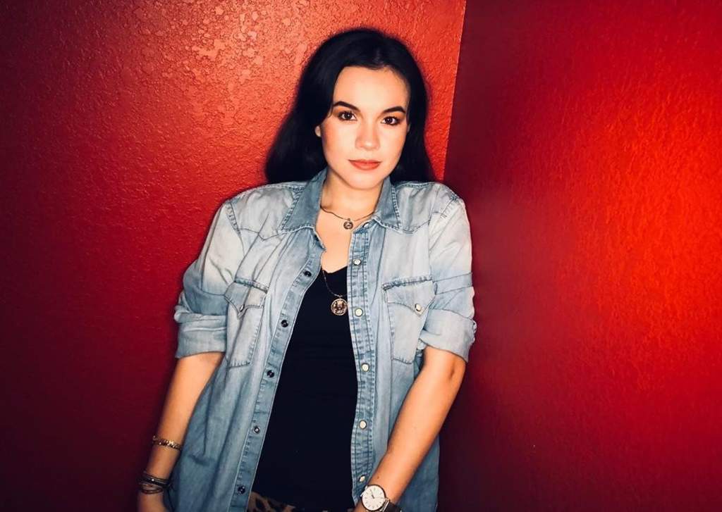 Sarita Salazar ya tiene listo su DEBUT como CANTANTE