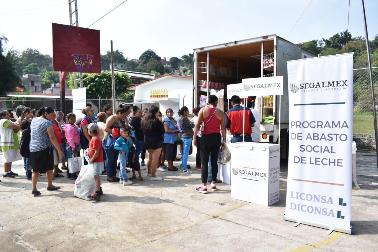 Aplican ‘Tiendita Móvil’ en Jiutepec, canasta básica a bajo costo