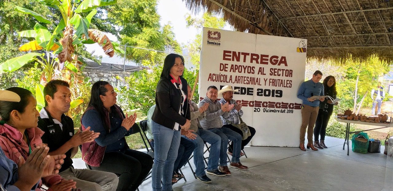 Entregan apoyos del FAEDE a productores de Temixco