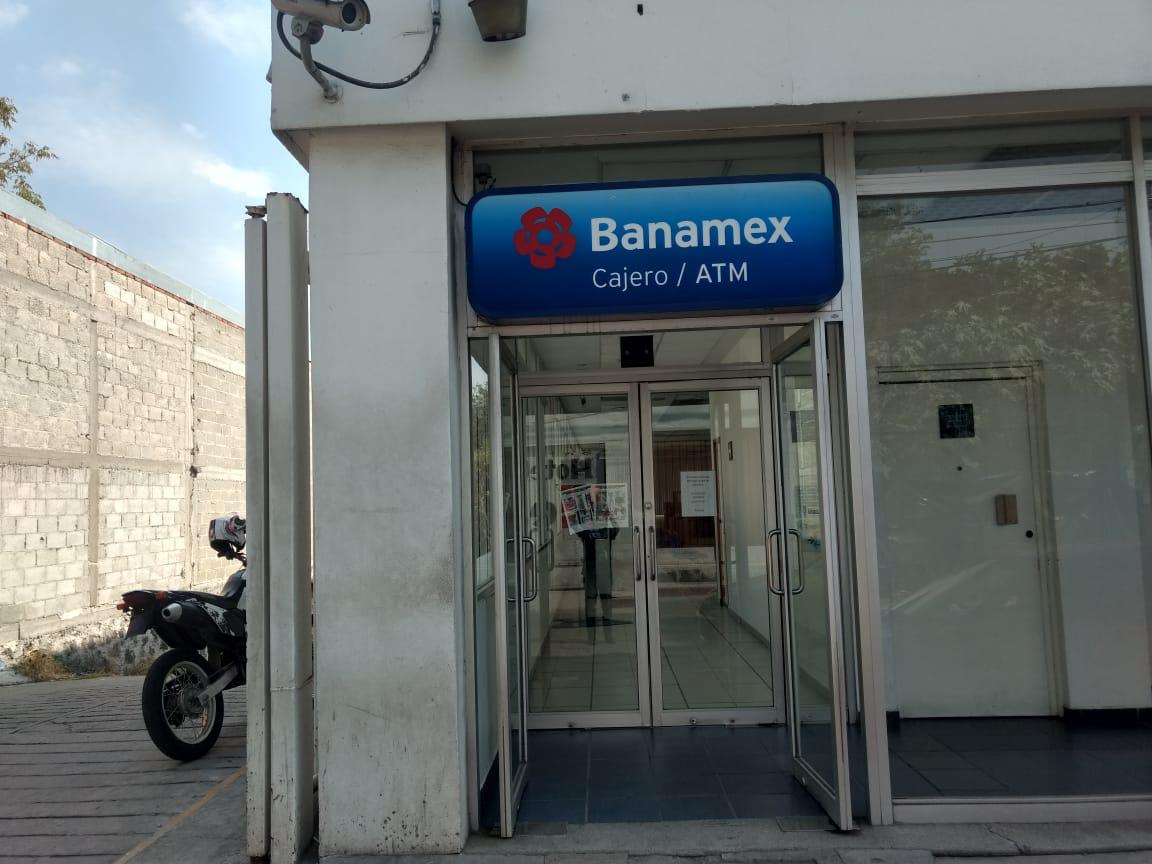 Asaltan banco en el Centro de Emiliano Zapata