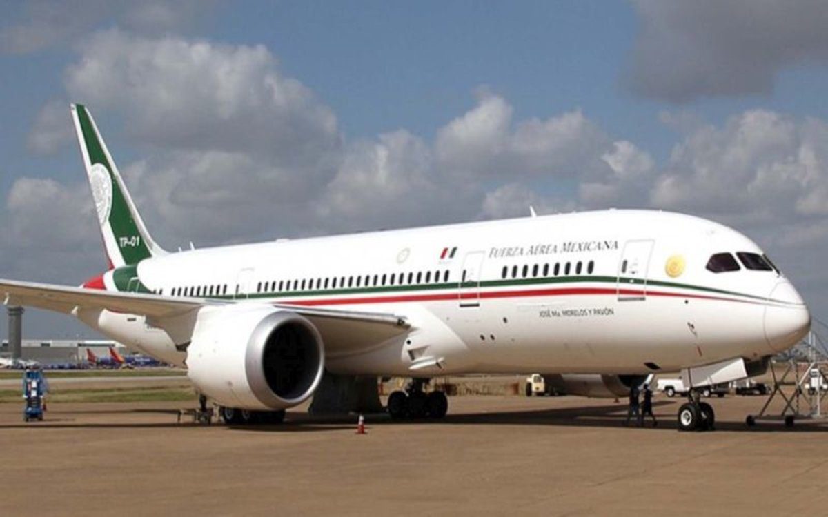 AMLO regresa el avión presidencial a México por fracaso de venta