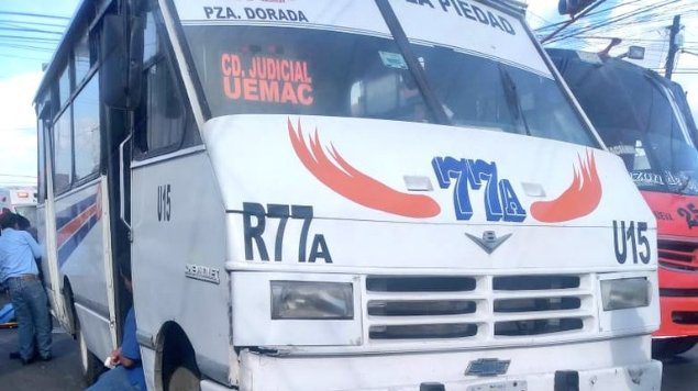 Microbusero atropella a su SUEGRA de 74 años