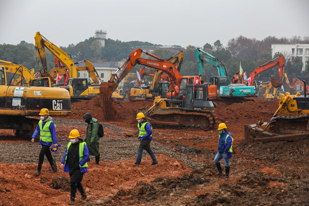 China construirá en 6 días un hospital para atender enfermos de CORONAVIRUS
