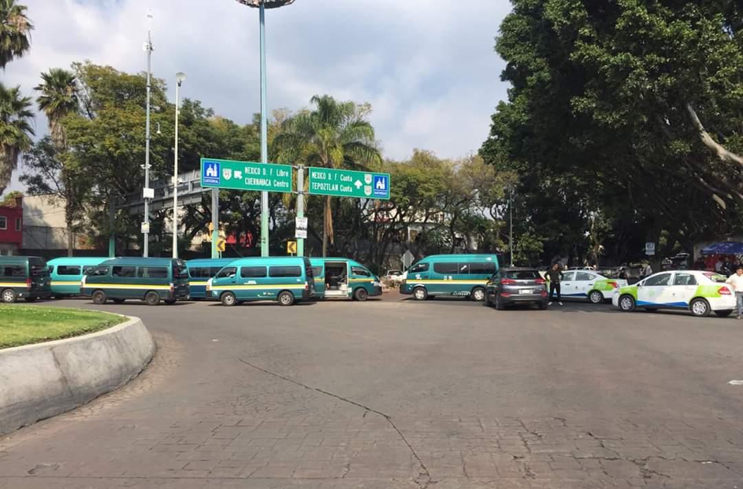 Transportistas causan CAOS en Cuernavaca para exigir NUEVAS concesiones