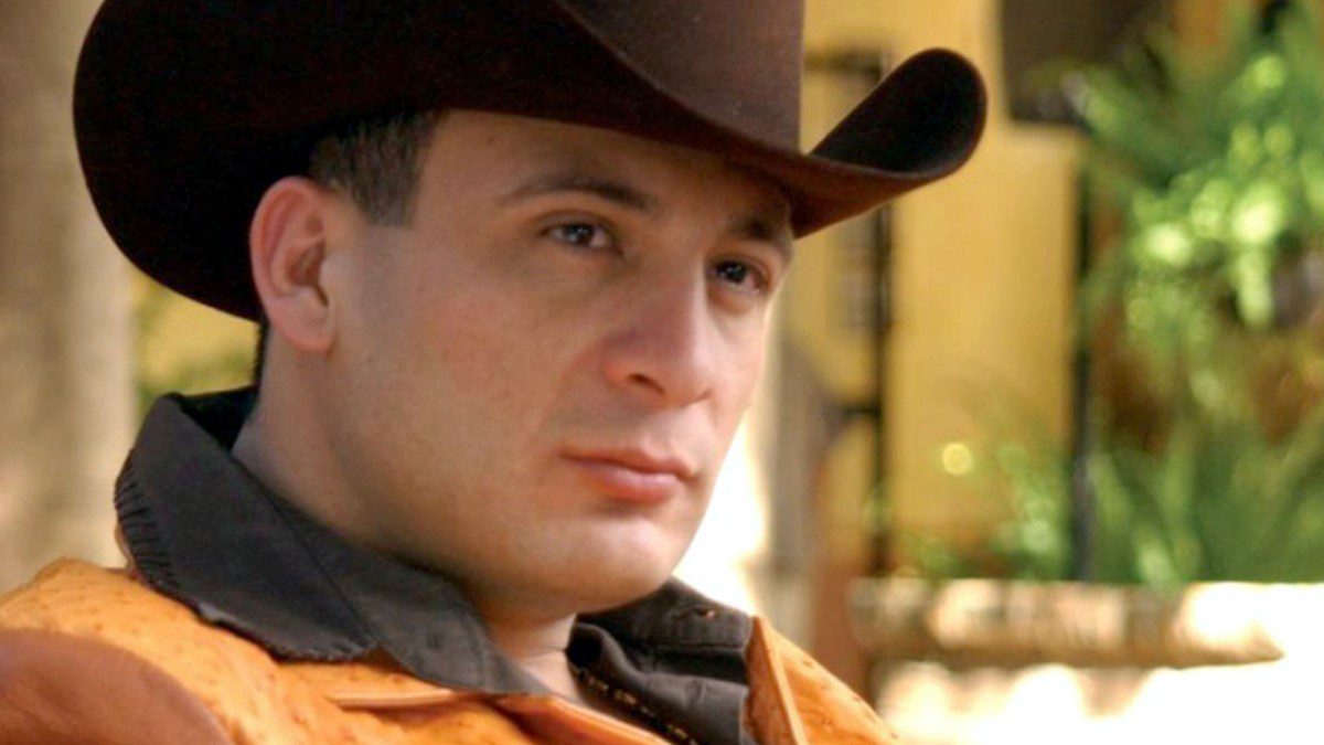 Preparan serie de Valentín Elizalde pero sus hijas se niegan